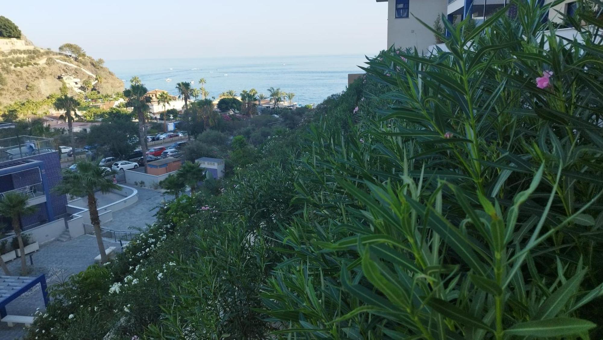 Vistas De Ensueno Junto Al Mar Apartment Almunecar Exterior photo
